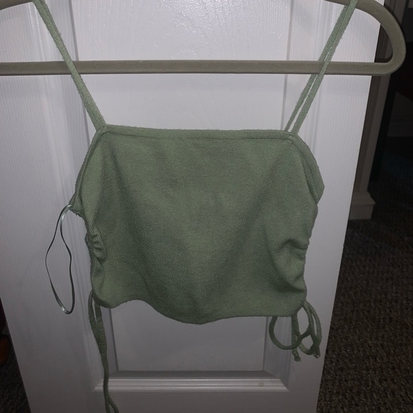 Cropped tank top - Picture 2 of 3